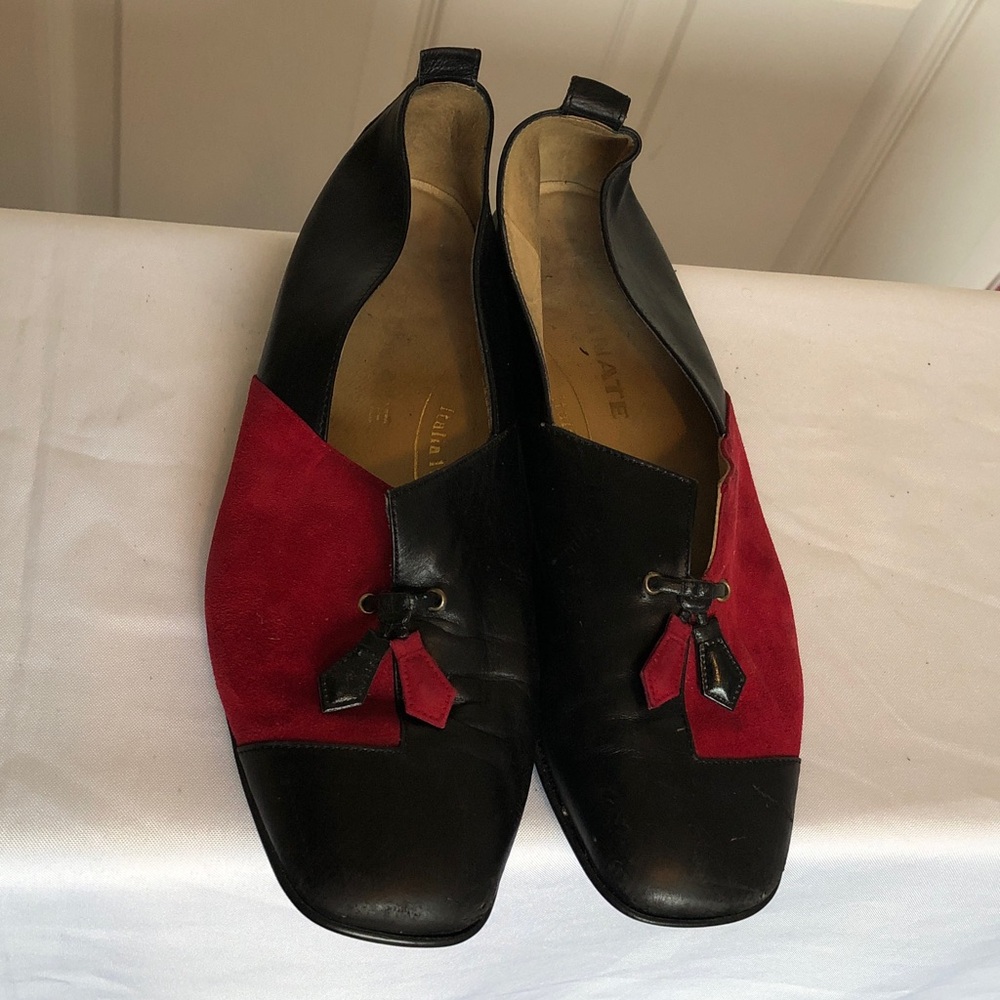 Brunate Black and Red Women's Loafers